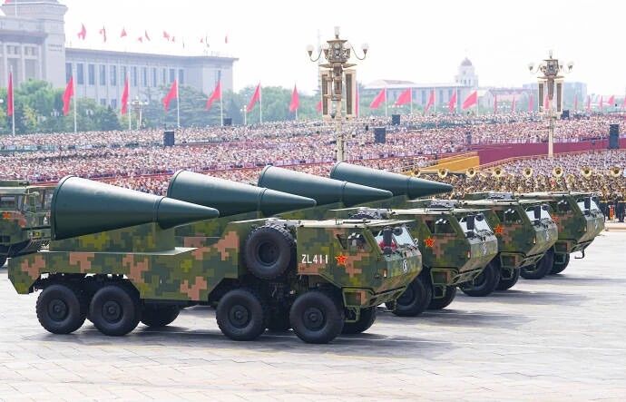 致敬强国荣光，汲取奋进力量：米兰app官方端网站入口计算机全员同看九三阅兵，铭记抗战胜利80周年